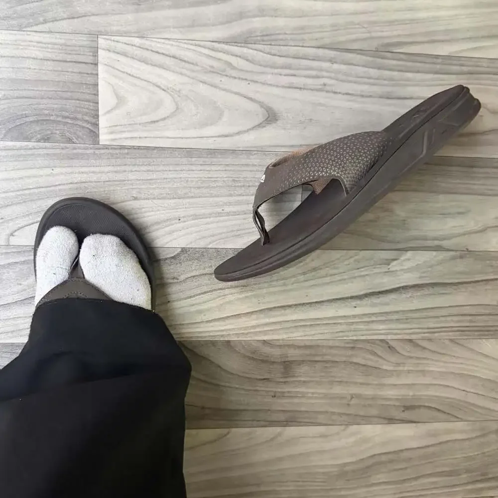 Reef Brown Surf Flip Flops Sandals Size 10